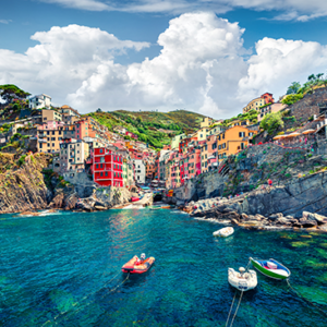 fotobehang-italie-De-Kleurrijke-Haven-van-Riomaggiore